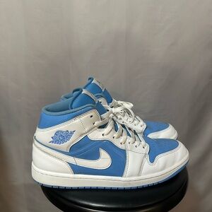Air Jordan 1 Mid University Blue White Size 11.5 Men